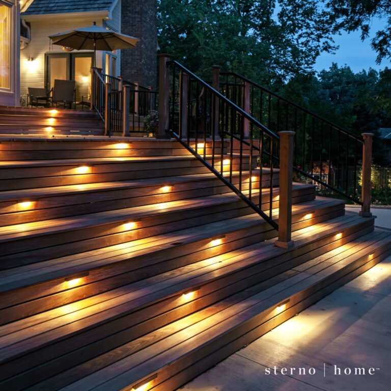 Staggered Arrangement solar step lights fligreen