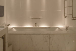 white growing around bath lighting elegant effect FLigreen