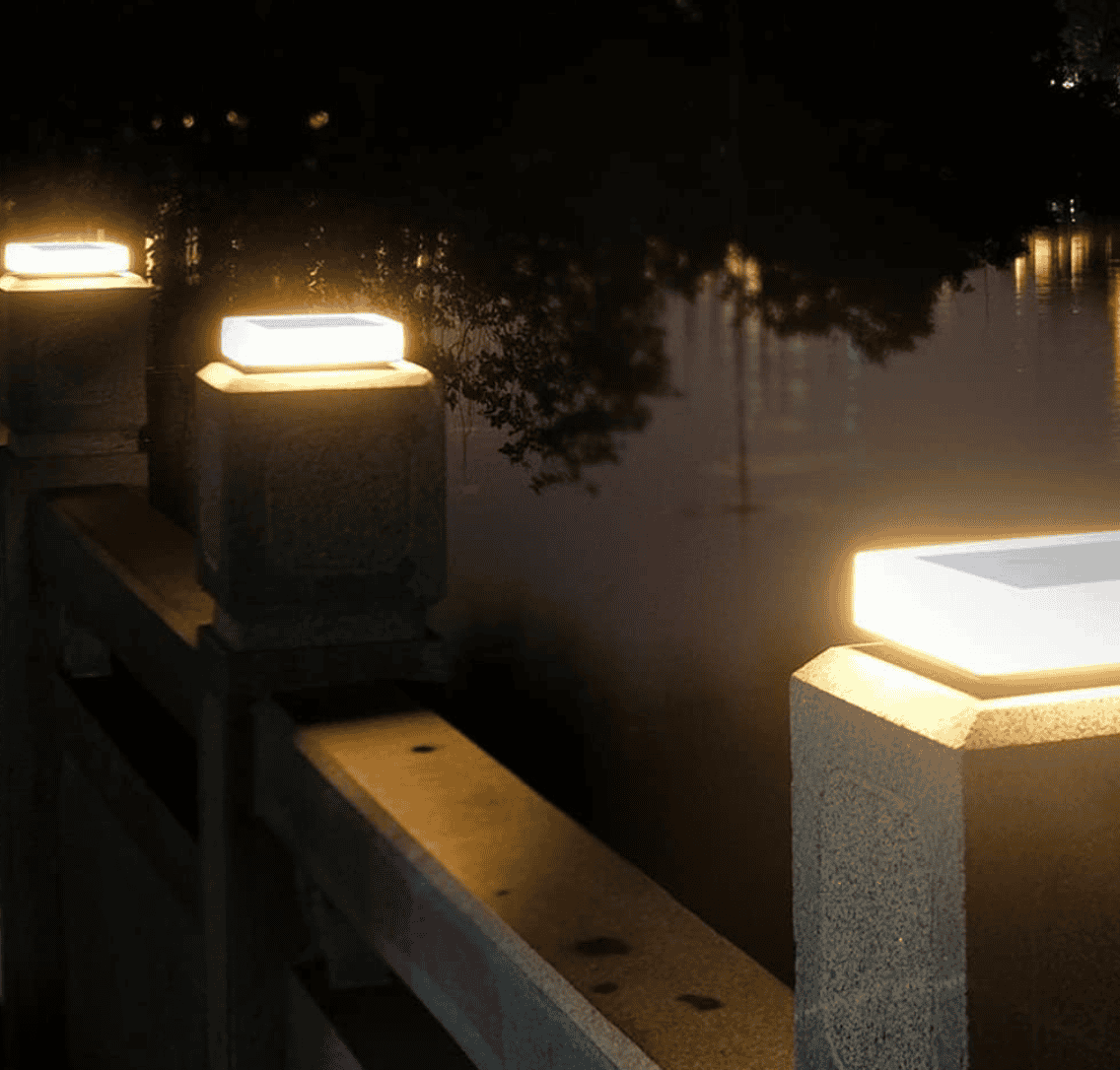 solar post lights